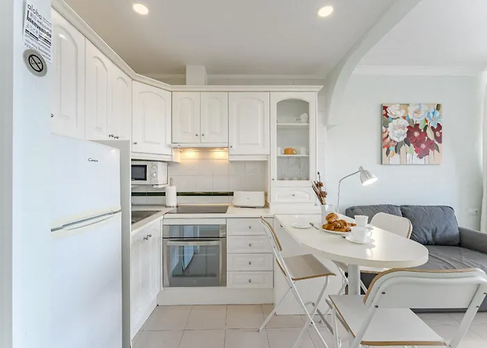 شقة Over The Ocean طوستا ديل سيلونثيو