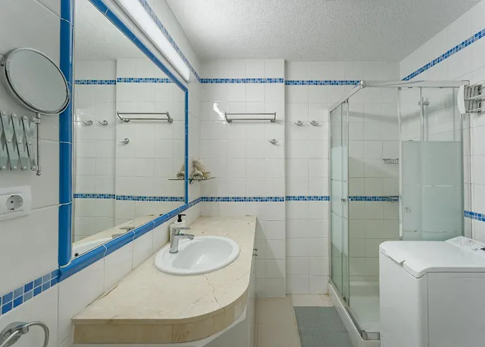 Over The Ocean طوستا ديل سيلونثيو