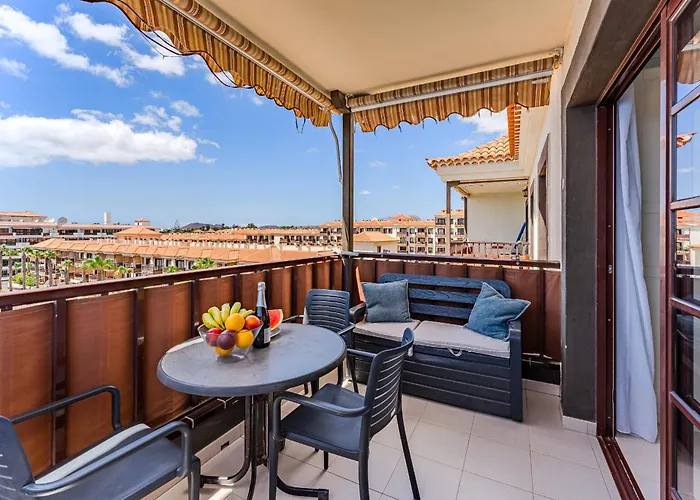 Daire Over The Ocean